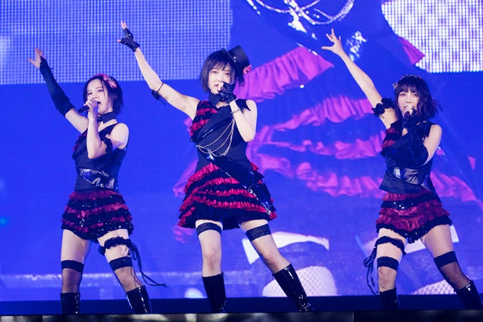 前田令子、太田夢莉、河野奈々帆(C)NMB48