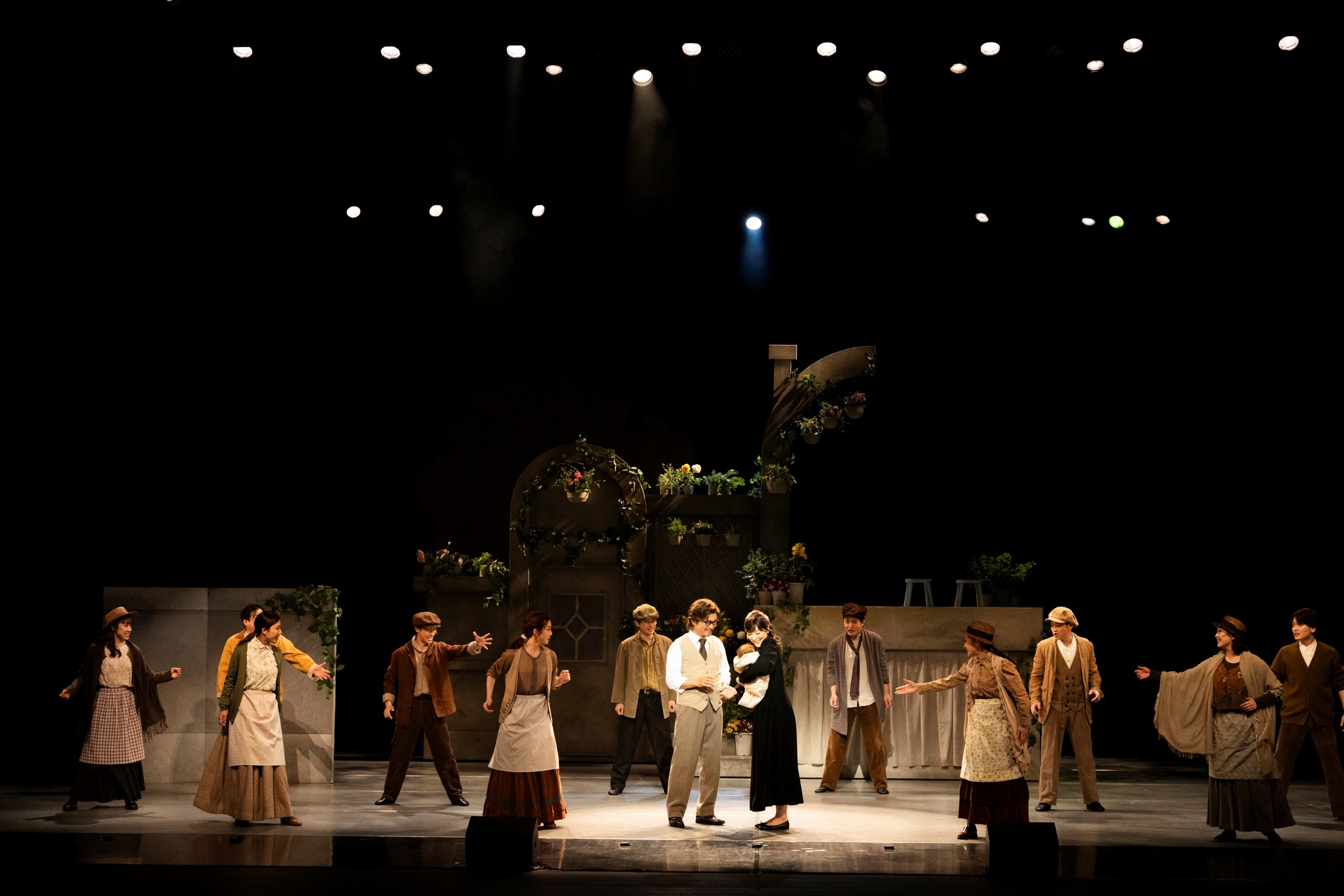 ミュージカル「魔女の宅急便」マカオ公演の様子（提供写真）