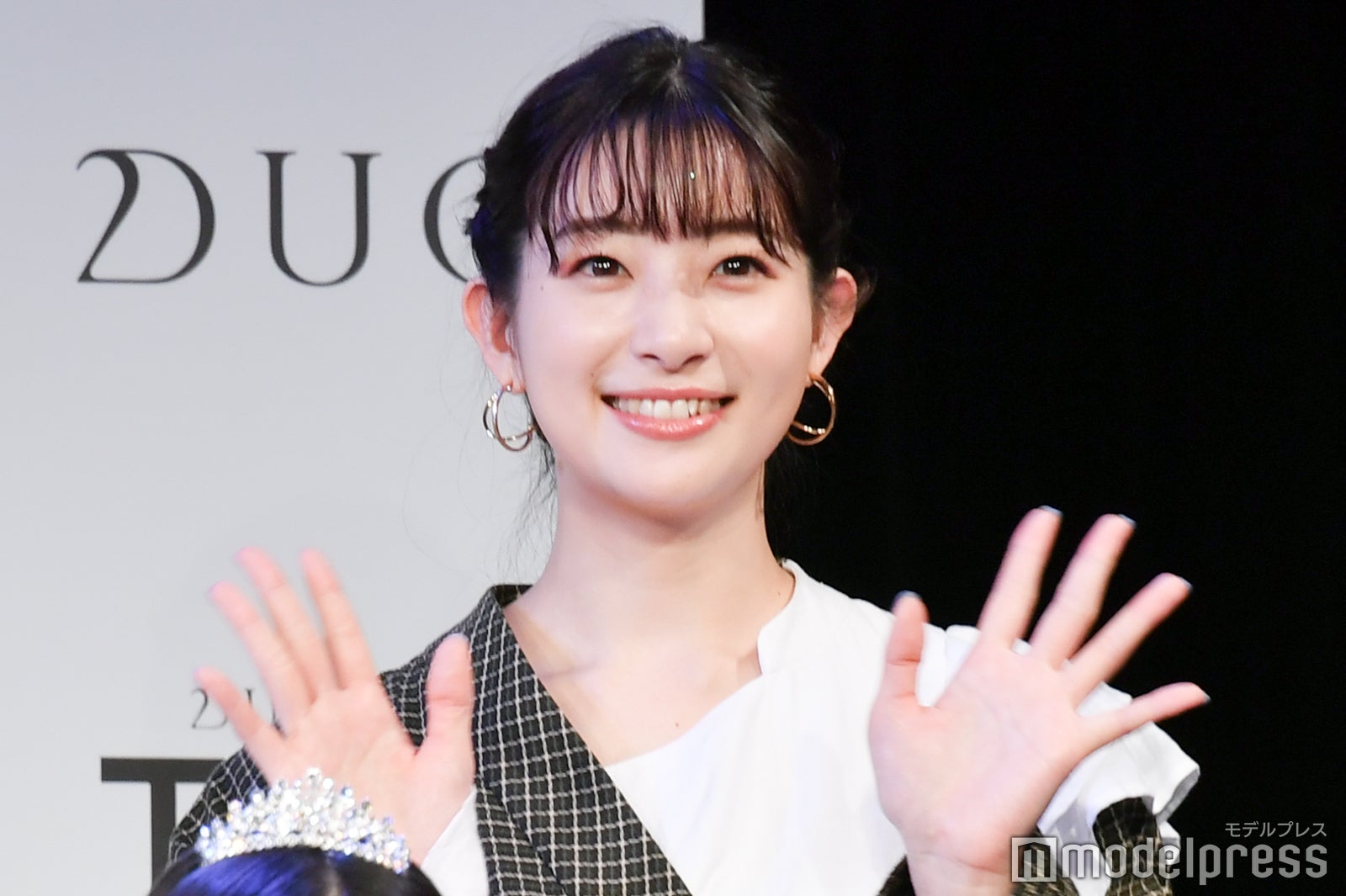結婚発表の足立梨花「ホリプロ」GP獲得の逸材 「わた婚」夫婦生活も話題に＜略歴＞