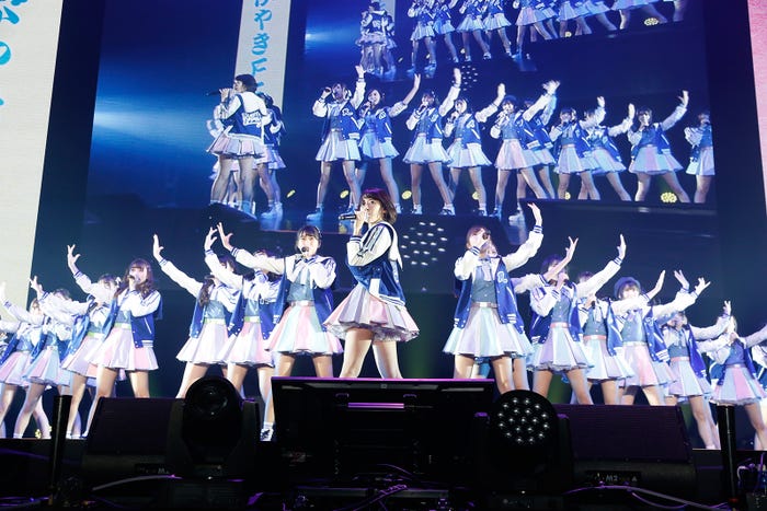 HKT48が歌う「二人セゾン」/「つぶやきFES 博欅場所 ~GUM ROCK FES 2~」(提供写真)