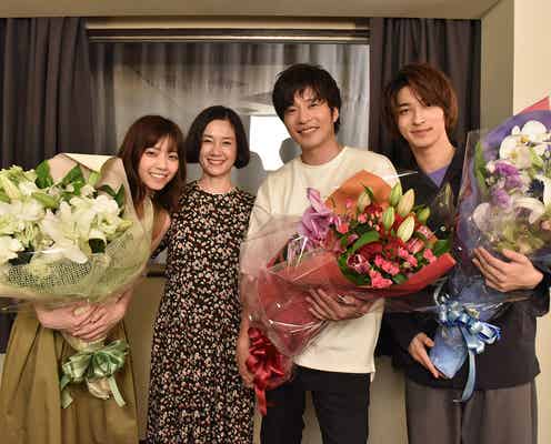 「あなたの番です」田中圭・西野七瀬・横浜流星がクランクアップ 原田知世もサプライズ登場