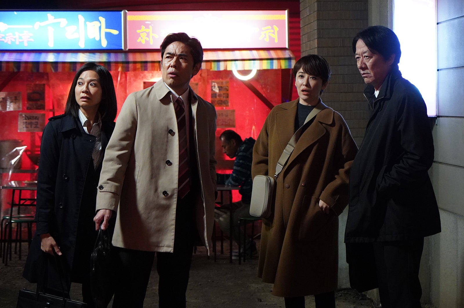 篠原ゆき子、山中崇史、鈴木砂羽、川原和久「相棒season22」第10話 元日スペシャルより（C）テレビ朝日