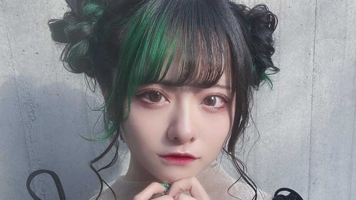 ジャにのちゃんねる に登場 左右非対称顔 でも話題のtiktoker ゆら猫 夏目ゆら とは モデルプレス ジャにのちゃんねる に登場 左右非対称顔 でも話題のtiktoker ゆら猫 夏目ゆら とは モデルプレス