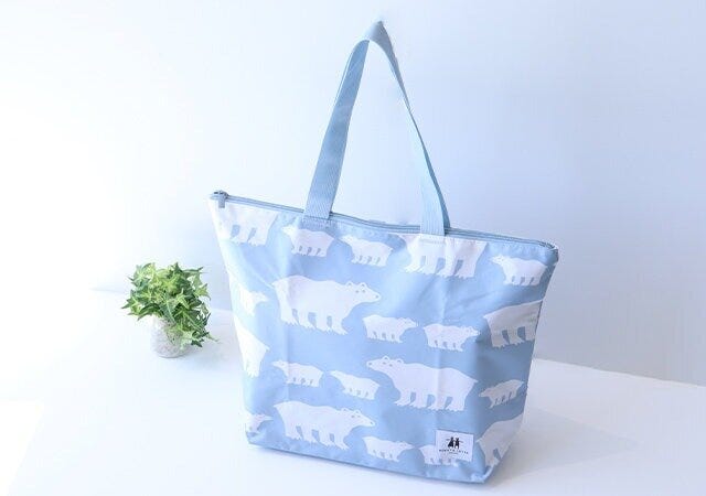 ムック本　ムック　付録　人気　おすすめ　オススメ　宝島社　宝島　レビュー　便利　優秀　当たり　最高　2023　保冷バッグ　保冷　バッグ　ベングト＆ロッタ　BENGT＆LOTTA　素敵なあの人　北欧