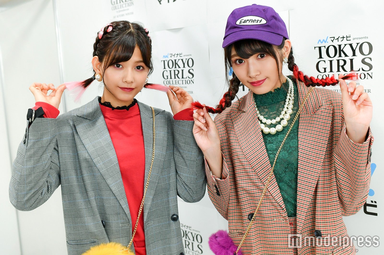 渡邉理佐＆渡辺梨加 （C）モデルプレス