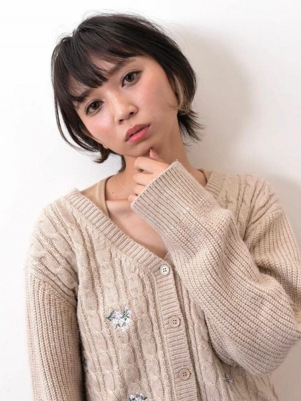 前髪短め マッシュショートヘア特集 スタイリングが簡単で人気の髪型に挑戦しよう モデルプレス