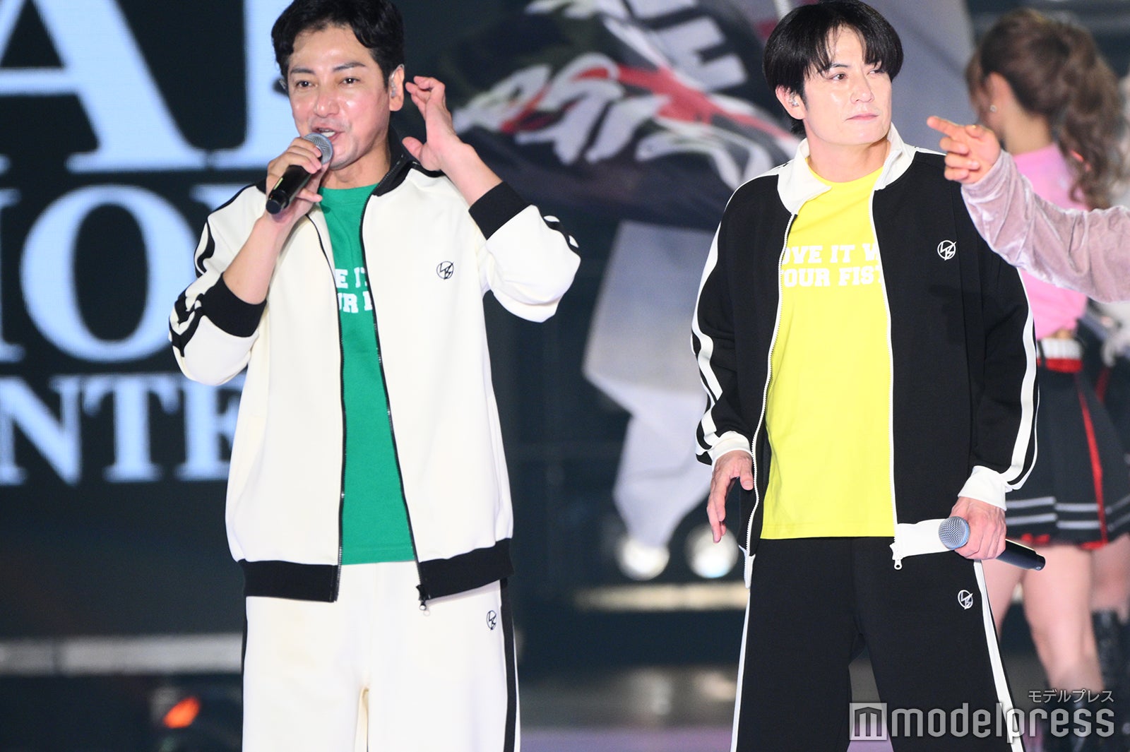 くまたん　　光GENJI佐藤アツヒロ赤坂晃写真e④⑤光GENJI写真 元光GENJI赤坂晃＆佐藤アツヒロ、ドームで往年の名曲熱唱に反響
