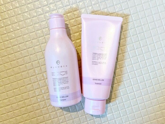 エイジング毛にケアを施し、素直で扱いやすい髪に！