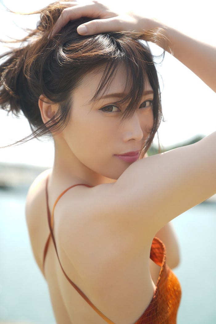 赤井沙希/撮影:鈴木ゴータ(画像提供:講談社)