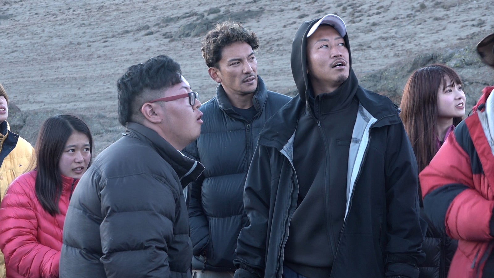 ゆいな、しゅうまい、ヒデ、ジェノべ、あおにゃん「あいのり：African Journey」第19話より（C）フジテレビ