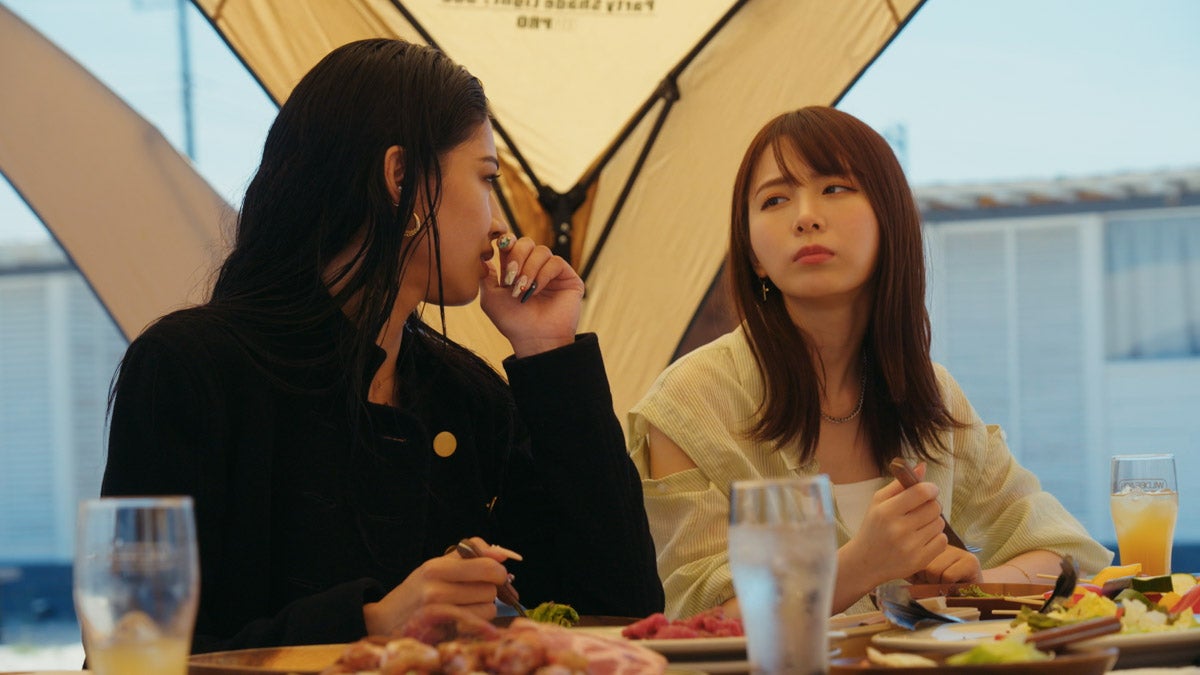 ギャビー、西村歩乃果／Netflix「オオカミちゃんには騙されない」第8話（C）Netflix