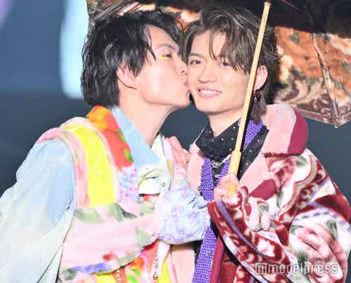 綱啓永、げんじぶ杢代和人に頬キス ペアランウェイに会場歓声【TGCしずおか2025】