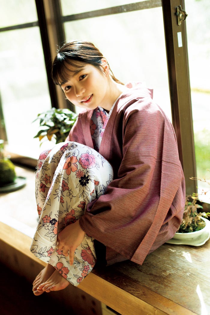 池本しおり(C)細居幸次郎/光文社