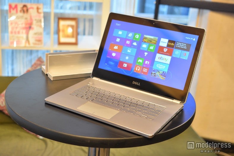 コードレスパソコンの新製品「Inspiron 14 7000 シリーズ」