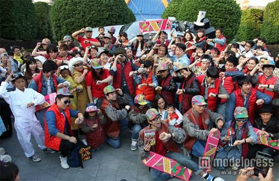 USJに「バック・トゥ・ザ・フューチャー」ファン300人集結 「一生に一度」の瞬間に歓喜
