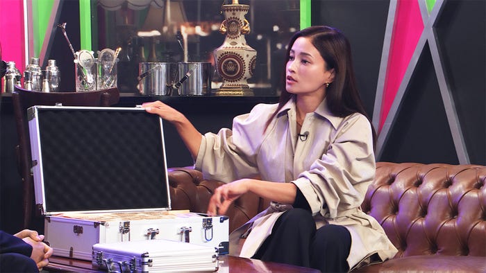 黒木メイサ(C)2025 Amazon Content Services LLC or its Affiliates.