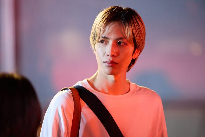 志尊淳「恋は闇」(C)日本テレビ