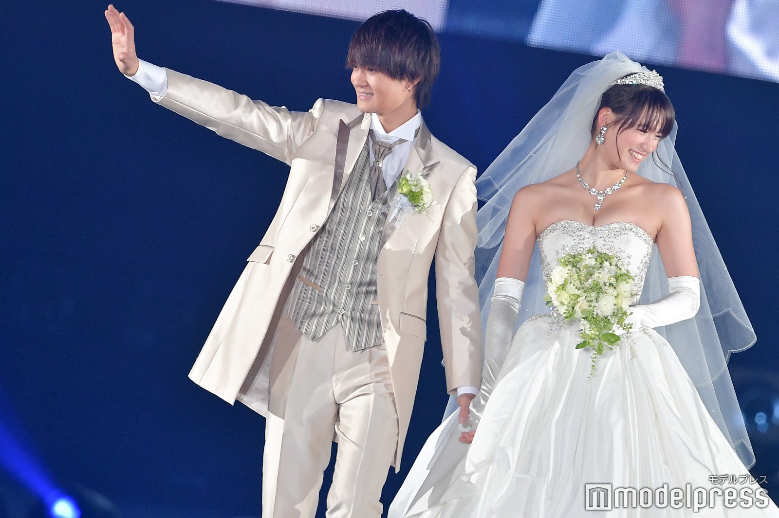 佐野勇斗、トラウデン直美（C）モデルプレス