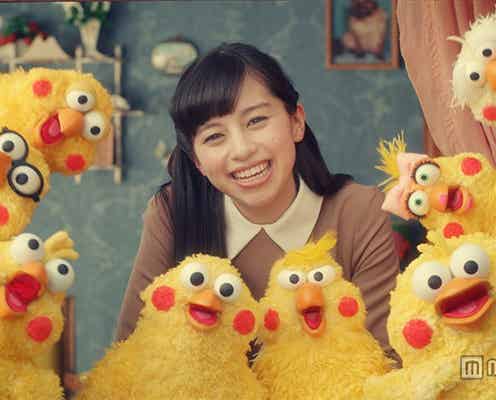 インコとたわむれ歌う美女・中条あやみのCMに「可愛すぎ」「癒される」の声