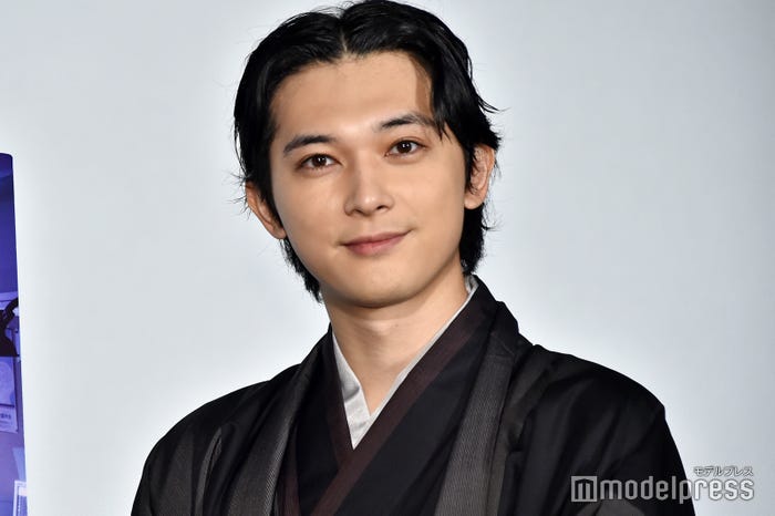 吉沢亮(C)モデルプレス