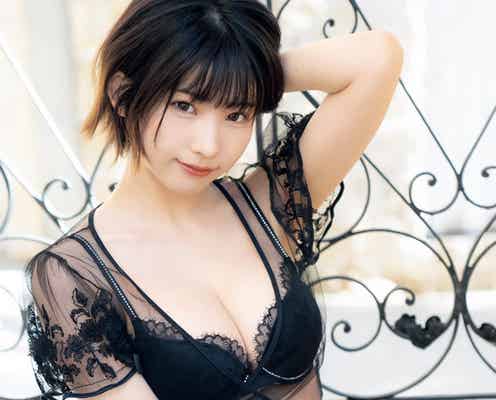 えなこ、美バスト際立つシースルー水着姿披露 大人グラビア初挑戦