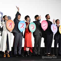 左から：濱田マリ、岡山天音、波瑠、西島秀俊、深水元基、波多野貴文監督 （C）モデルプレス