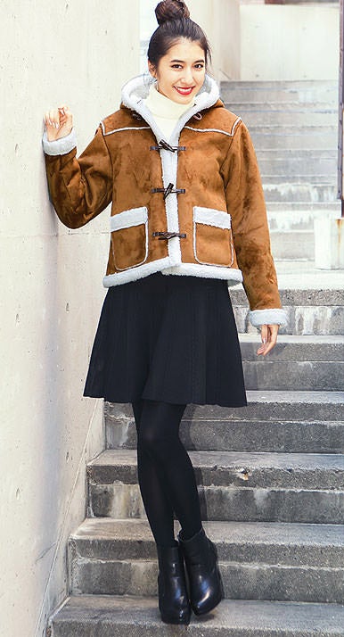 フェイクムートンダッフルショートコート「神戸レタス」4680円（税込）／画像提供：神戸レタス