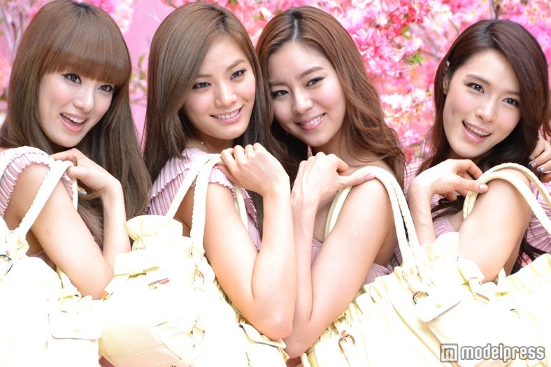 ジュヨン、ナナ、ユイ、カヒ