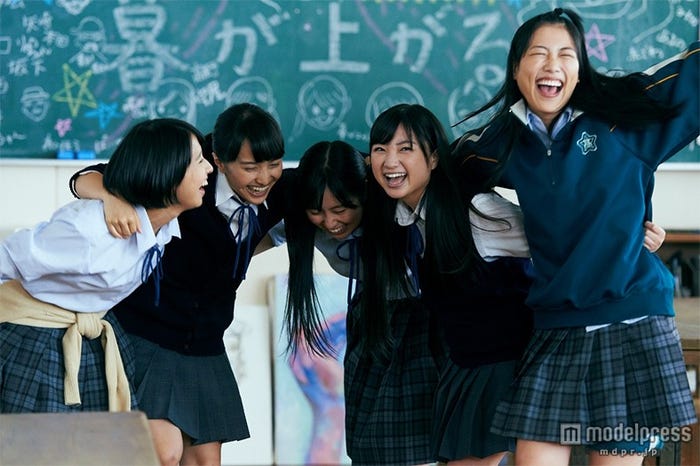 ももいろクローバーZ(C)2015「幕が上がる」製作委員会