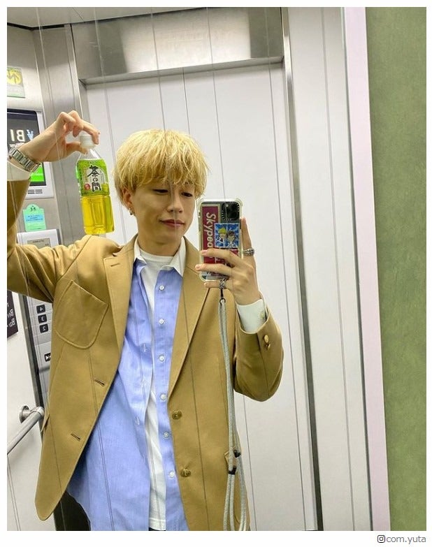 コムドットゆうた、金髪イメチェンに絶賛の声「優勝」「似合ってる」