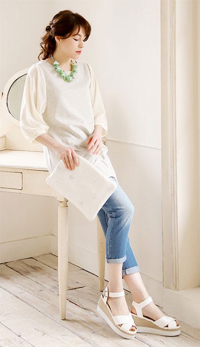 ホワイトソールクロスバンドジュートウェッジサンダル「salus」3,780円(税込)