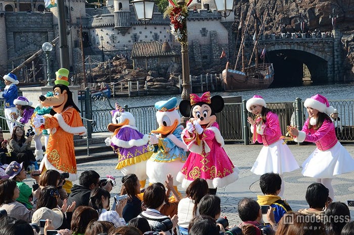 「カラフルホリデー・グリーティング」鈴を鳴らすゲストは手拍子で参加