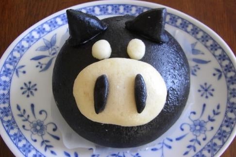 黒豚まん／画像提供：中華まん博覧会PR事務局