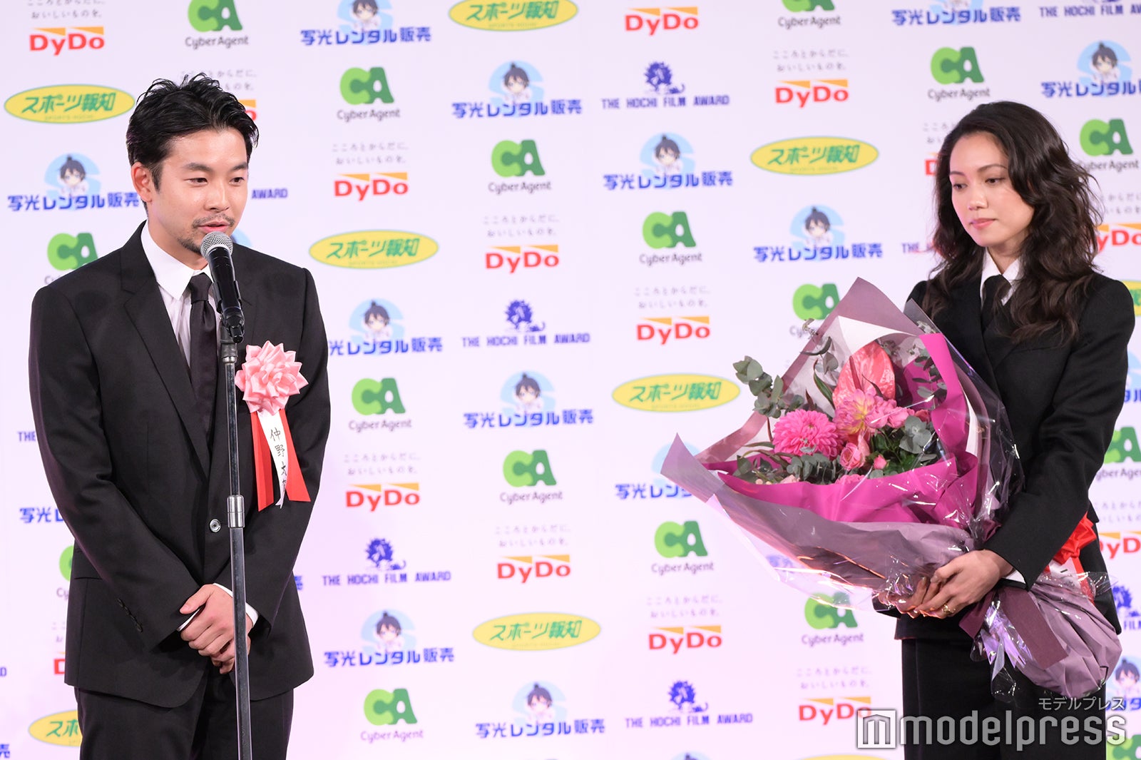 仲野太賀、二階堂ふみ（C）モデルプレス