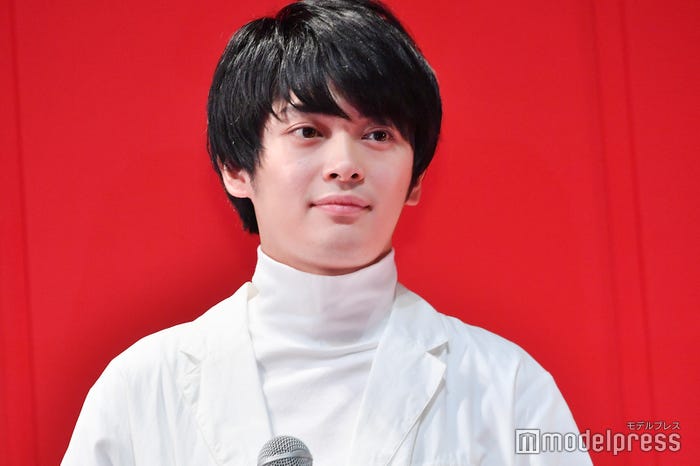 渕野右登 (C)モデルプレス