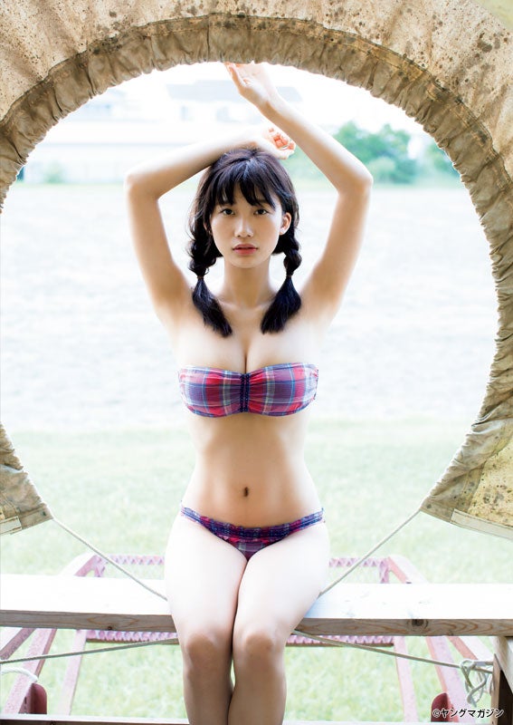 小倉優香（C）Luckman／ヤングマガジン