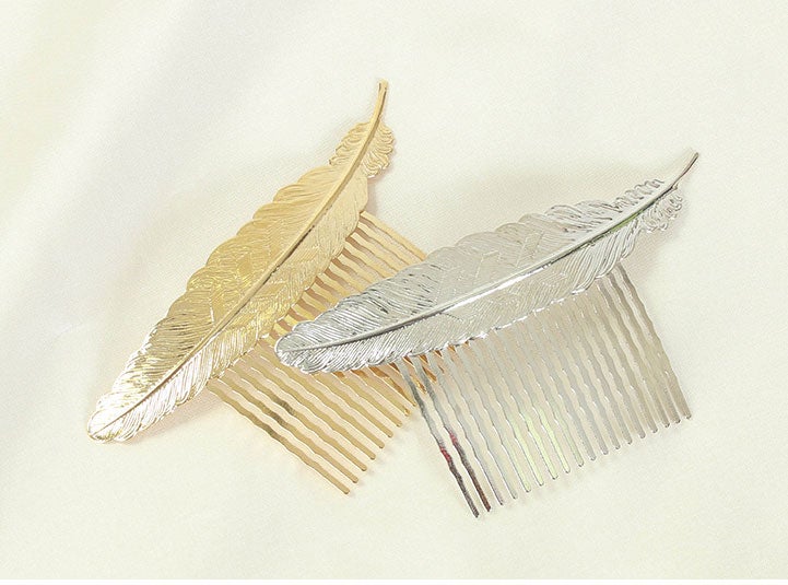 ジプシーフェザーコーム「salus」990円（税込）