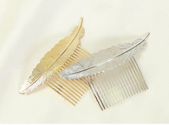 ジプシーフェザーコーム「salus」990円(税込)