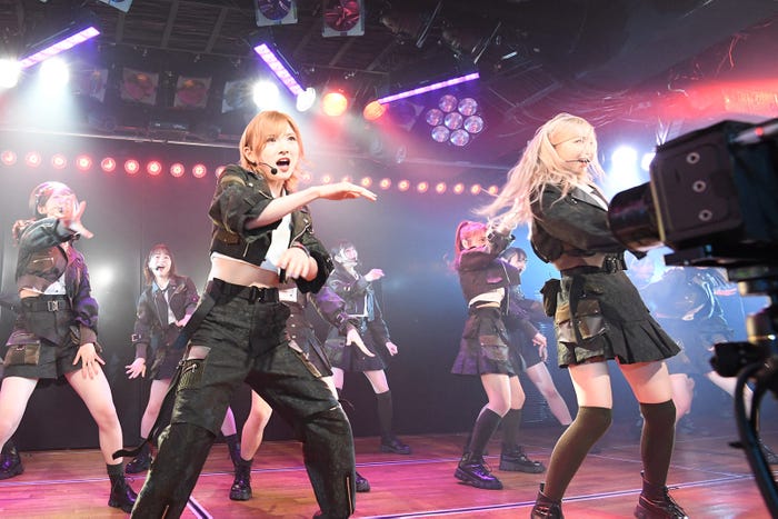 「AKB48劇場16周年特別記念公演」(C)AKB48
