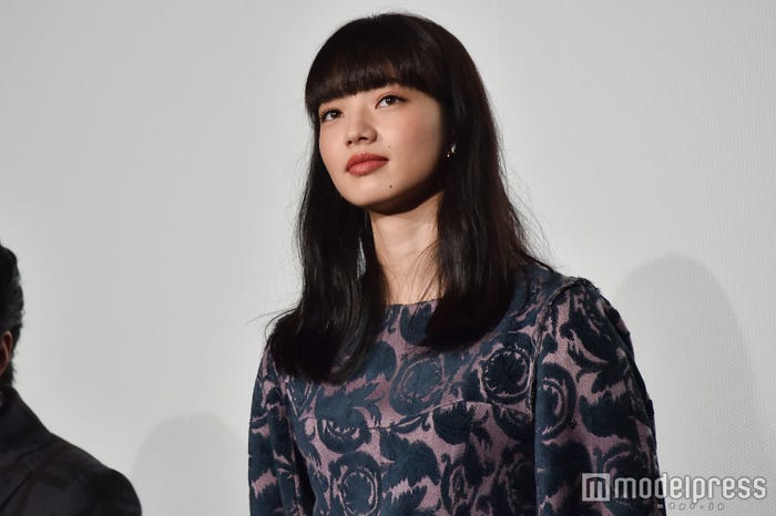 イメチェン前の小松菜奈(C)モデルプレス