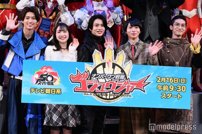 鈴木秀脩、今森茉耶、冬野心央、松本仁、神田聖司(C)モデルプレス