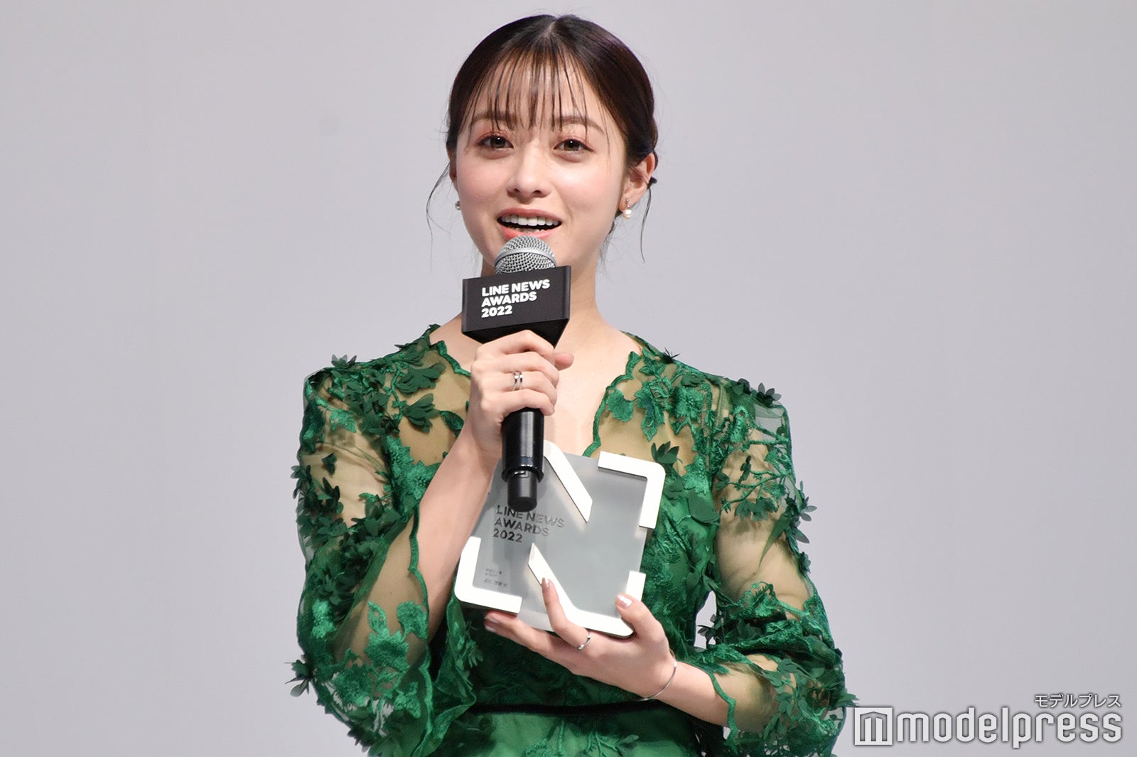 橋本環奈（C）モデルプレス