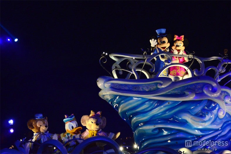 東京ディズニーシー「カラー・オブ・クリスマス」