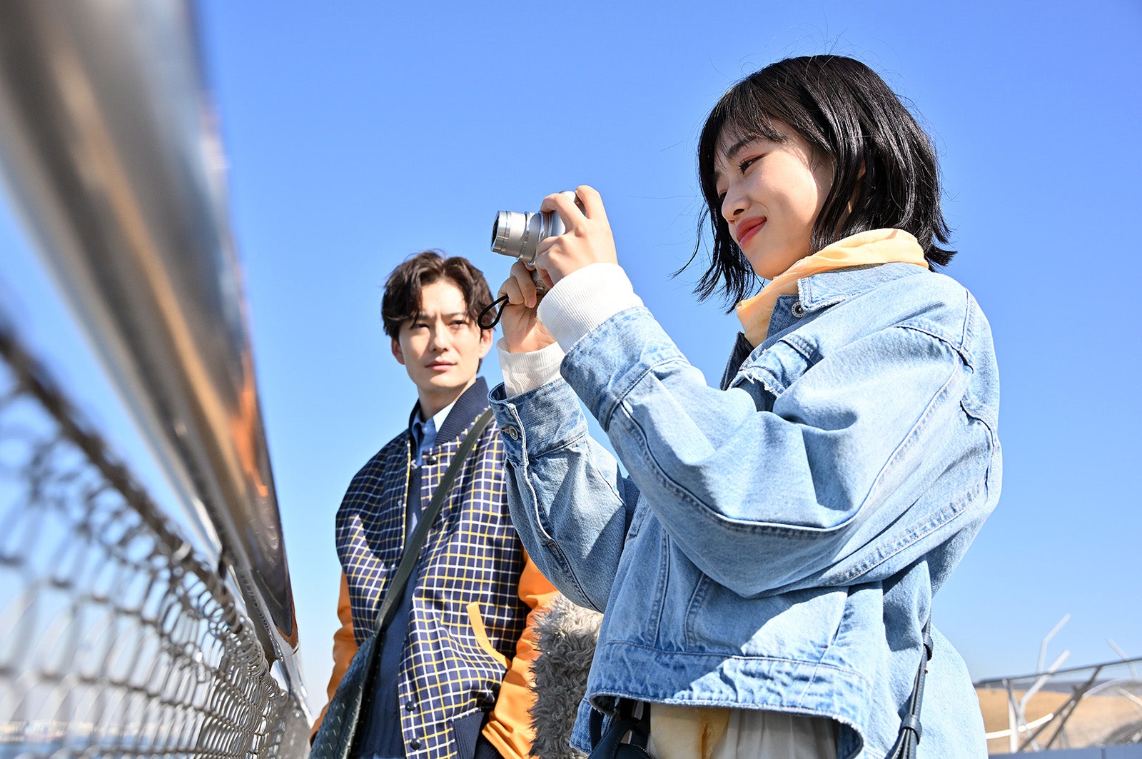 岡田将生、河合優実「不適切にもほどがある！」第7話より（C）TBS