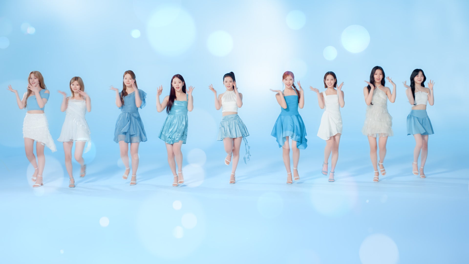 NiziU／新CM「肌ノイズミュート」篇より（提供写真）