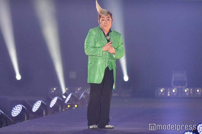 大野智の顔マネをするコロッケ (C)モデルプレス