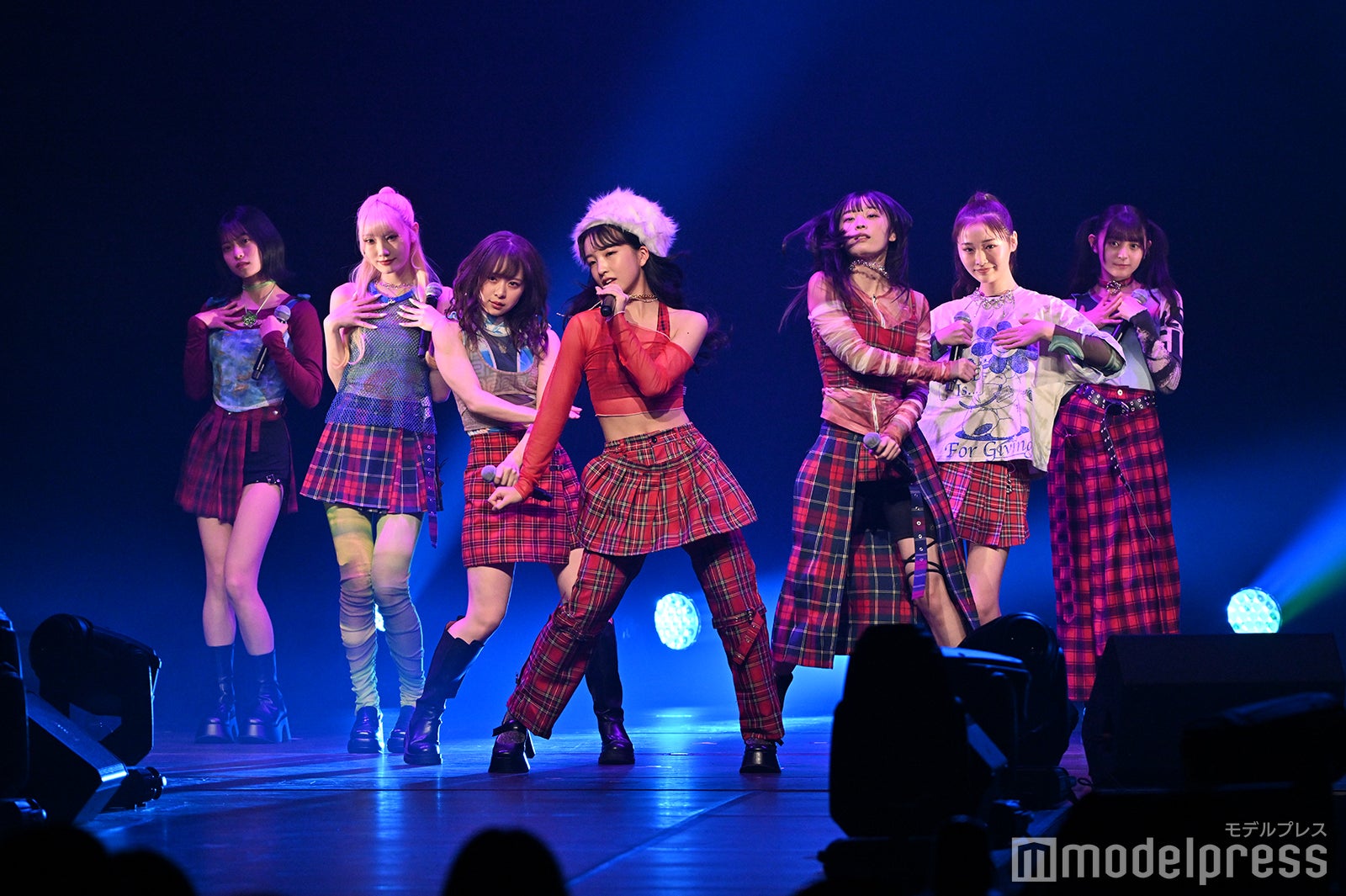 （C）モデルプレス