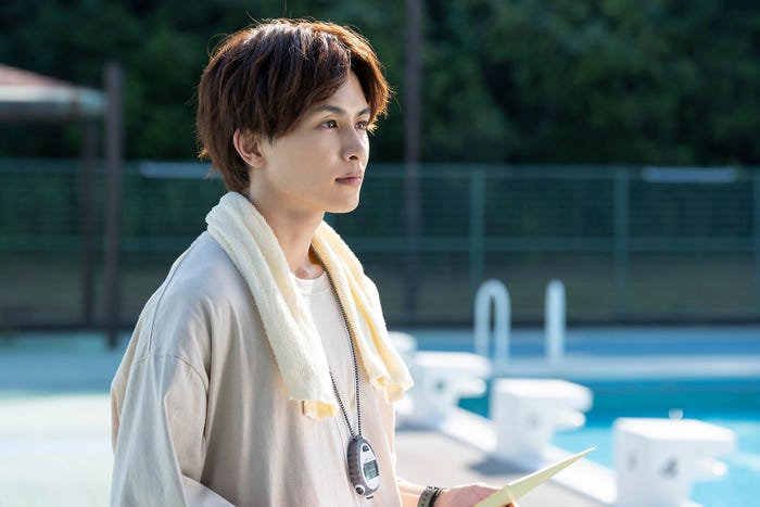 草川拓弥「みなと商事コインランドリー2」第9話より(C)缶爪さわ・椿ゆず/KADOKAWA/「みなと商事コインランドリー2」製作委員会