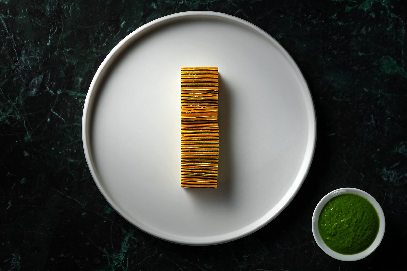 丸の内テラス／画像提供：三菱地所