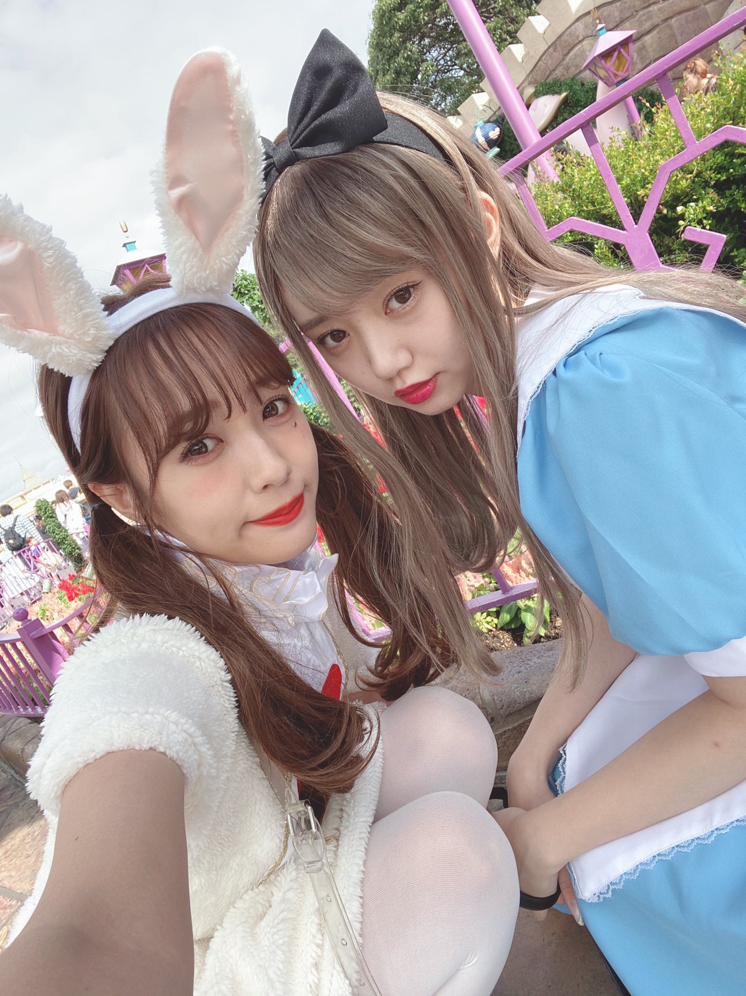 江野沢愛美 前田希美 ディズニーで 不思議の国のアリス コスプレ披露 天使 永久保存版 と絶賛の声 モデルプレス 江野沢愛美 前田希美 ディズニーで 不思議の国のアリス コスプレ披露 天使 永久保存版 と絶賛の声 モデルプレス